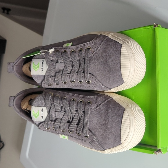 Cariuma (Charcoal Grey Suede/Off-White Sole) 10M/11.5W - Picture 2 of 7